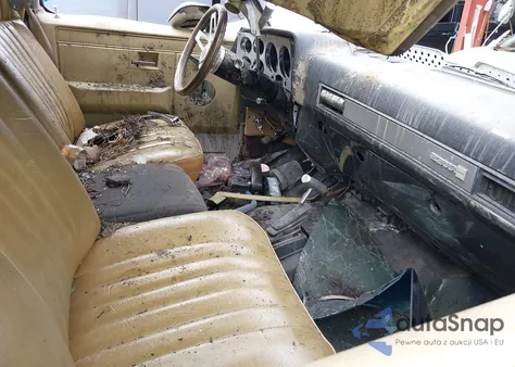 1987 GMC Jimmy V15 z USA, uszkodzony, nr VIN 1GKEV18H7HF533161